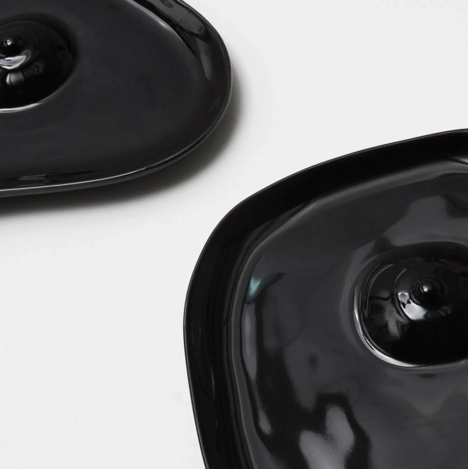 Maison<Anissa Kermiche Assiettes Tatas (Noir Brillant)
