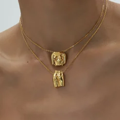 Colliers<Anissa Kermiche Collier Le Derriere Dore