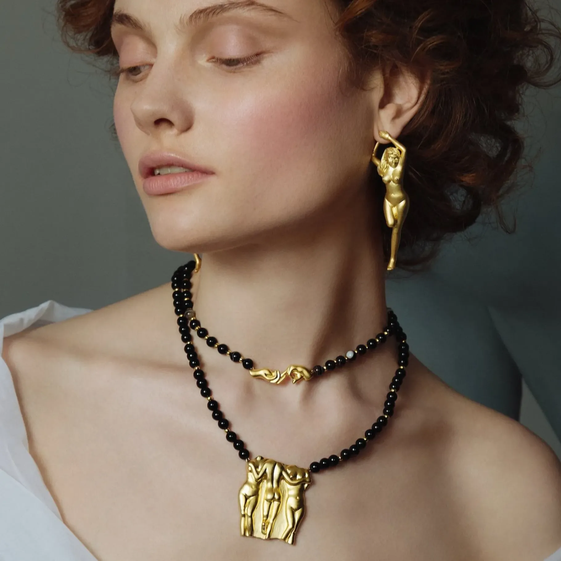 Colliers<Anissa Kermiche Collier Les Mains