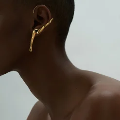Des Boucles D'Oreilles<Anissa Kermiche Oui, Nous Pouvons Le Faire