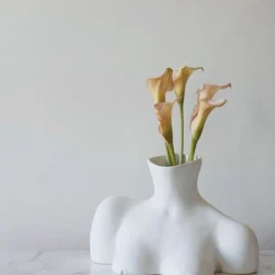 Maison<Anissa Kermiche Vase Breast Friend (Blanc Mat)